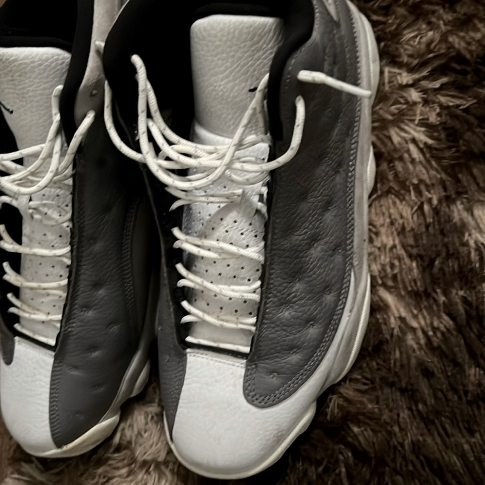 retro jordan 13s (atmosphere grey)